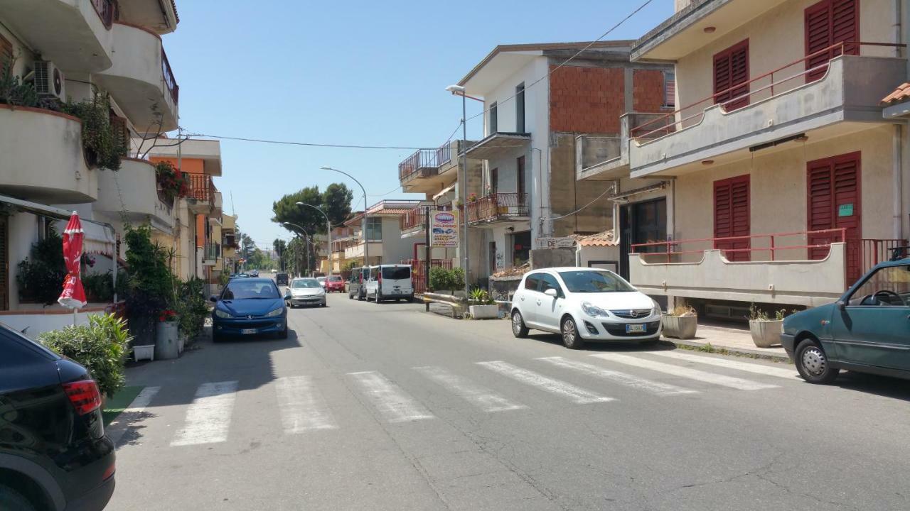 Tulipano 7 Apartment Mascali Luaran gambar